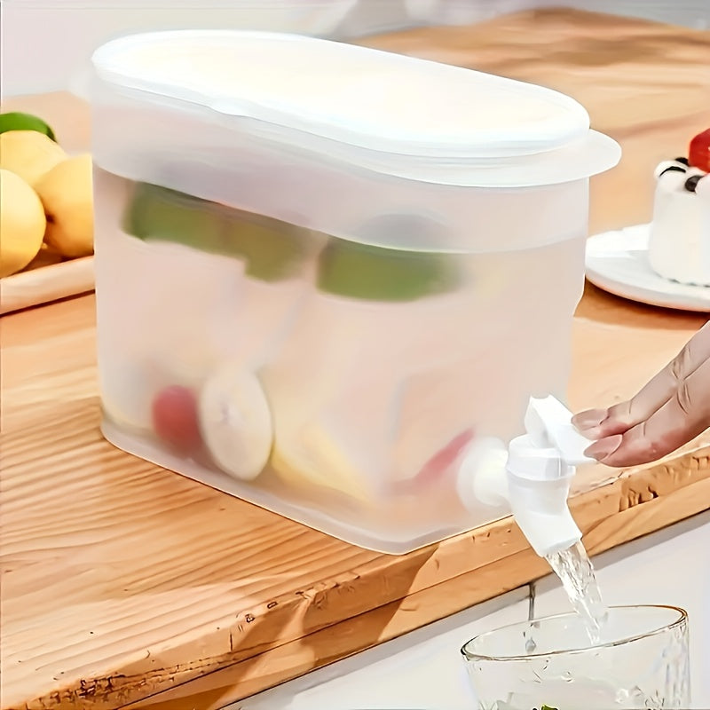 Large Capacity Beverage Dispenser by Durable PP Plastic