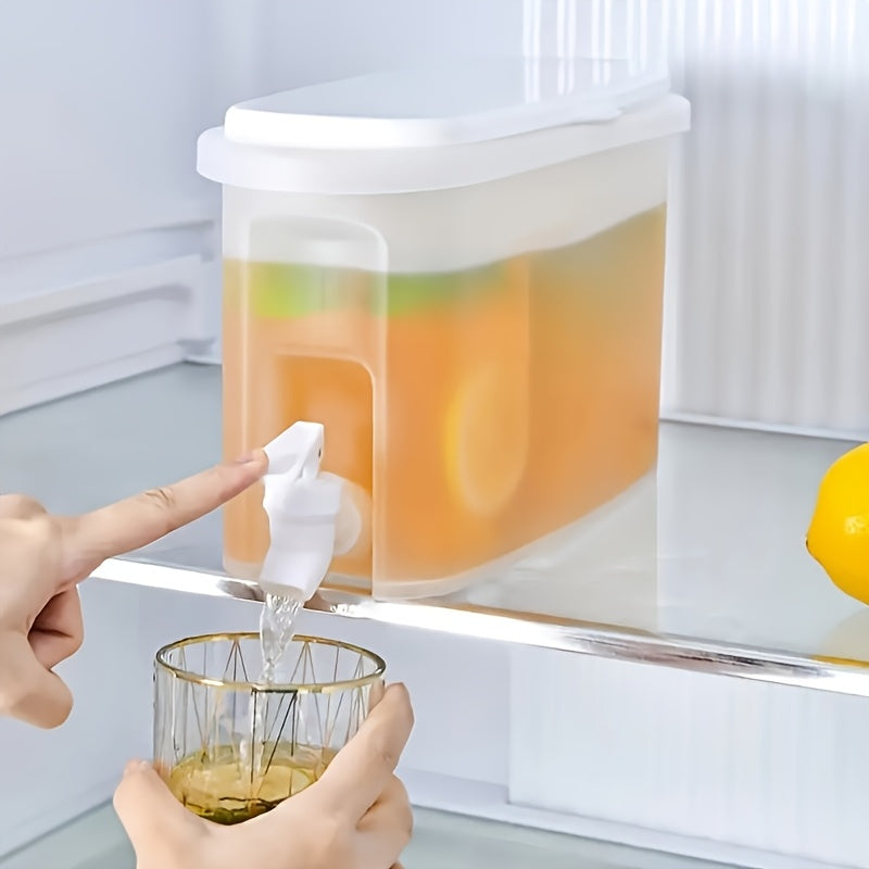 Large Capacity Beverage Dispenser by Durable PP Plastic