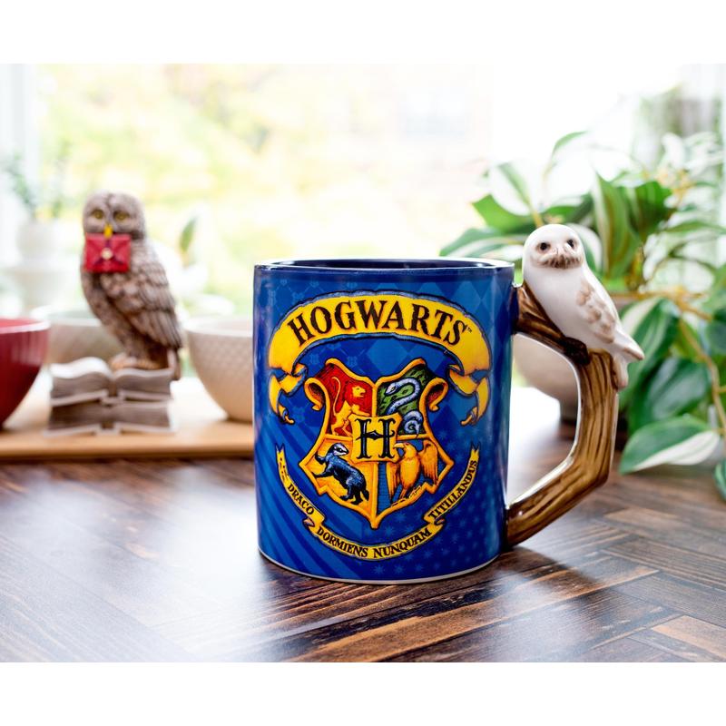 Silver Buffalo Harry Potter Hogwarts Crest Sculpted Handle Mug